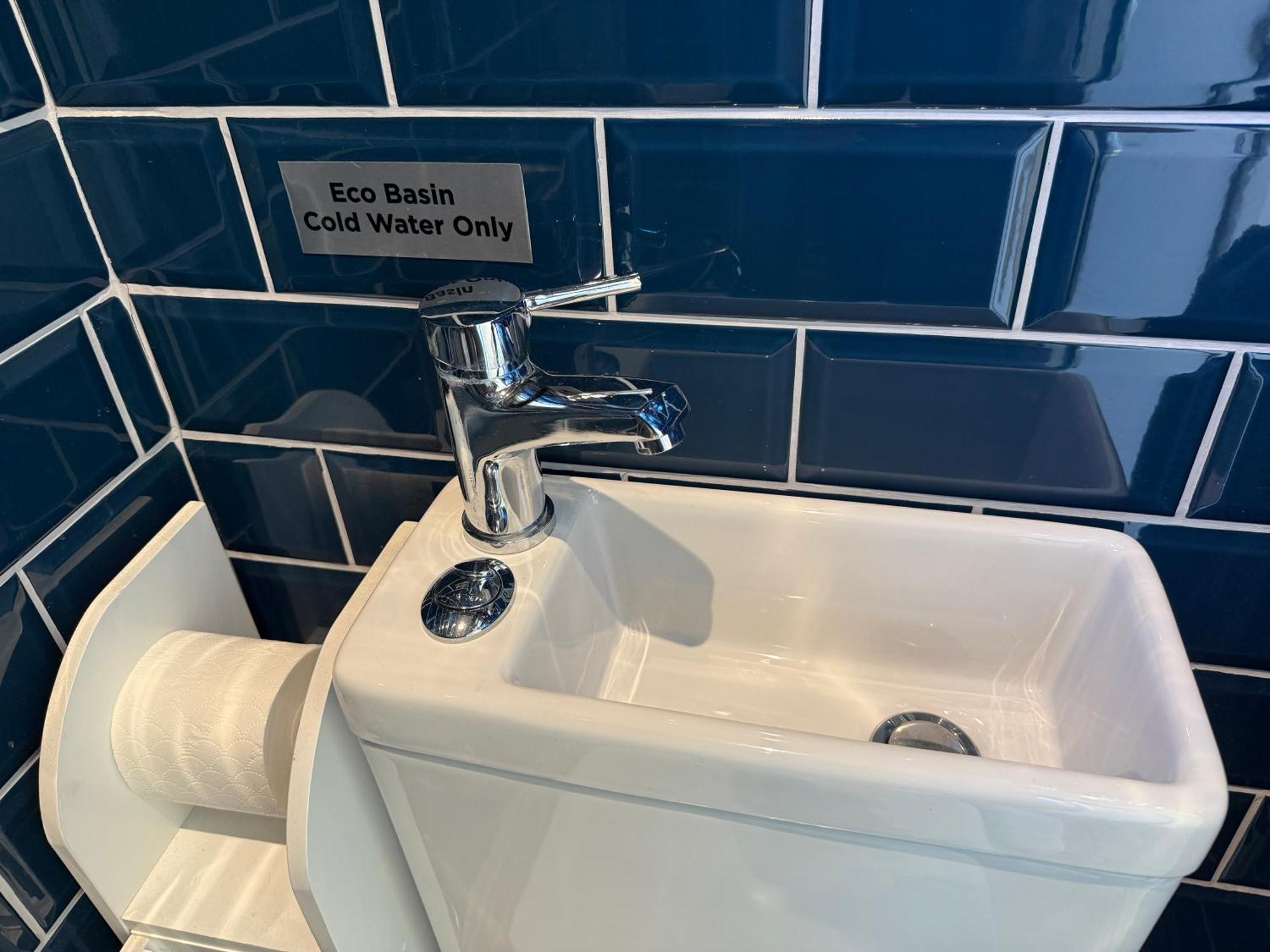 Cherry Cottage Retro Stay, Stourport-On-Severn Bagian luar foto